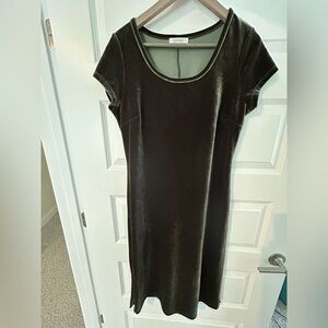 Karen Kane Velvet Dress Green Size M
